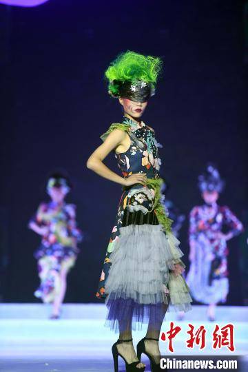 第二届“华夏炫彩”桂台民族文化设计与艺术教育交流系列活动圆满落幕